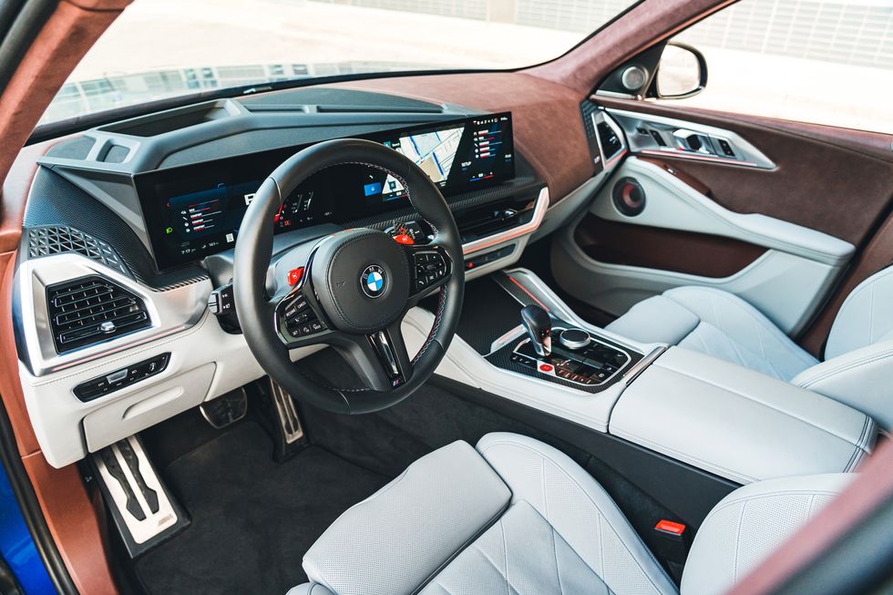 bmw xm 디자인 1